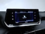 Peugeot 208 1.2 PureTech Sport (APPLE CARPLAY,NAVI,PDC,CLIMATE,CRUISE,LED,ELEKTRISCH PAKKET,SPORTSTOELEN,LM VELGEN)