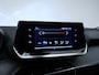 Peugeot 208 1.2 PureTech Sport (APPLE CARPLAY,NAVI,PDC,CLIMATE,CRUISE,LED,ELEKTRISCH PAKKET,SPORTSTOELEN,LM VELGEN)
