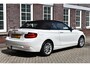 BMW 2-Serie 218 218i Cabrio Executive Wij zijn op afspraak geopend! Graag bellen voor uw komst.