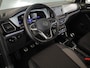 Volkswagen T-Cross 1.0 TSI Life Edition Goal 95PK | Navigatie | Parkeersensoren voor en achter | Stoelverwarming |