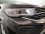 Volkswagen T-Cross 1.0 TSI Life Edition Goal 95PK | Navigatie | Parkeersensoren voor en achter | Stoelverwarming |