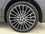 Mercedes-Benz C-klasse Estate 300 e Business Solution AMG | Comfortpakket Plus | Nightpakket | Parkeerpakket met 360°-camera | Trekhaak | Panoramaschuifdak | 19" multispaaks lichtmetalen AMG-velgen | GUARD 360° Plus | Middenconsole metaalstructuur |