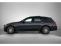 Mercedes-Benz C-klasse Estate 300 e Business Solution AMG | Comfortpakket Plus | Nightpakket | Parkeerpakket met 360°-camera | Trekhaak | Panoramaschuifdak | 19" multispaaks lichtmetalen AMG-velgen | GUARD 360° Plus | Middenconsole metaalstructuur |