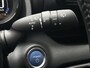 Toyota Yaris 1.5 Hybrid Executive HEAD-UP KEYLESS JBL-AUDIO STOEL/STUURVERWARMING PARK-SENSOREN LM-VELGEN 18" APPLE/ANDROID