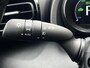 Toyota Yaris 1.5 Hybrid Executive HEAD-UP KEYLESS JBL-AUDIO STOEL/STUURVERWARMING PARK-SENSOREN LM-VELGEN 18" APPLE/ANDROID