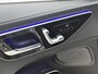 Mercedes-Benz C-klasse Estate 300 e Business Solution AMG | Comfortpakket Plus | Parkeerpakket met 360°-camera | Nightpakket | Middenconsole metaalstructuur | Trekhaak | Panoramaschuifdak | 19" multispaaks lichtmetalen AMG-velgen | GUARD 360° Plus |