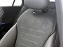 Mercedes-Benz C-klasse Estate 300 e Business Solution AMG | Comfortpakket Plus | Parkeerpakket met 360°-camera | Nightpakket | Middenconsole metaalstructuur | Trekhaak | Panoramaschuifdak | 19" multispaaks lichtmetalen AMG-velgen | GUARD 360° Plus |