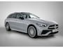 Mercedes-Benz C-klasse Estate 300 e Business Solution AMG | Comfortpakket Plus | Parkeerpakket met 360°-camera | Nightpakket | Middenconsole metaalstructuur | Trekhaak | Panoramaschuifdak | 19" multispaaks lichtmetalen AMG-velgen | GUARD 360° Plus |