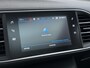 Peugeot 308 Blue Lease Executive 110pk | Navigatie | Parkeersensoren achter | Panoramadak | Automatische airco | Lichtmetalen velgen | Cruise control