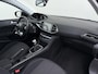 Peugeot 308 Blue Lease Executive 110pk | Navigatie | Parkeersensoren achter | Panoramadak | Automatische airco | Lichtmetalen velgen | Cruise control