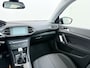 Peugeot 308 Blue Lease Executive 110pk | Navigatie | Parkeersensoren achter | Panoramadak | Automatische airco | Lichtmetalen velgen | Cruise control
