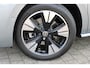 Volkswagen Multivan Bulli L2 eHybrid 245PK DGS Automaat 4MOTION 245 pk | Panoramadak | 19" Velgen | Vis à Vis | Trekhaak | Navi | IQ Travel Assist | Stoelverwarming