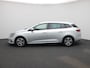 Renault Megane E-Tech Estate 1.6 Plug-In Hybrid 160 Intens | Automaat | Trekhaak | Panorama dak | Navigatie | Apple Carplay / Android Auto | Camera | Climate Control | Sportstoelen | Stoel/Stuur verwarming | Lichtmetalen Velgen | LED |