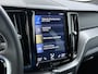 Volvo XC60 T5 251PK Autom. Inscription R-design Trekhaak Navi Ecc Cruise Control Pdc Stoelverwarming Elek.Achterklep Active Bochtenverlichting Lmv Collision Avoidance Road Sign Info Bluetooth
