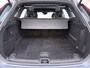 Volvo XC60 T5 251PK Autom. Inscription R-design Trekhaak Navi Ecc Cruise Control Pdc Stoelverwarming Elek.Achterklep Active Bochtenverlichting Lmv Collision Avoidance Road Sign Info Bluetooth