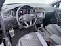 Volkswagen Tiguan 1.4 eHybrid R-Line | Camera | Side Assist | ACC | Matrix LED | Stuur-/Stoelverwarming | Spiegelpakket | Getint Glas | 20'' |