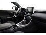 Toyota RAV4 2.5 Hybrid AWD Bi-Tone | Trekhaak | Navigatie | 360 camera | Leder | Stoel-/stuurverwarming | Dodehoek detectie | JBL | Digitale binnenspiegel | 19 inch