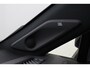 Toyota RAV4 2.5 Hybrid AWD Bi-Tone | Trekhaak | Navigatie | 360 camera | Leder | Stoel-/stuurverwarming | Dodehoek detectie | JBL | Digitale binnenspiegel | 19 inch
