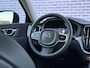 Volvo XC60 2.0 T6 Plug-in hybrid AWD Plus Dark 360 Camera | Trekhaak | Panorama dak | High Performance Audio | Memory stoelen | leder | stoel + stuur verwarming | draadloos telefoon lader | All Season banden |