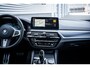 BMW 5-Serie Touring 530e Business Edition Plus | Achteruitrijcamera | Airco (automatisch) | DAB ontvanger