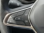 Renault Clio 1.6 E-Tech Full Hybrid 145 Techno / Automaat / Navigatie / Cruise Control/ Apple&Android Carplay / Stoel&Stuur Verwarming / Camera / Climate Control / Bluetooth