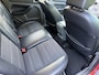 Ford Focus Wagon 1.6 Titanium | Schuifdak | Navi | Autom. Airco | Cruise Control | Half Leer | Sportstoelen | PDC | Privacy Glass | LMV | Stoelverwarming | Nieuwe APK!