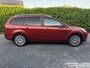 Ford Focus Wagon 1.6 Titanium | Schuifdak | Navi | Autom. Airco | Cruise Control | Half Leer | Sportstoelen | PDC | Privacy Glass | LMV | Stoelverwarming | Nieuwe APK!