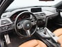 BMW 3-Serie Touring 330i M Sport Executive 321 Pk Automaat | Panoramadak | Navigatie | Leer | Stoelverwarming | Camera | 19 Inch