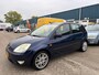 Ford Fiesta 1.4-16V Ambiente | APK | LM Velgen | Airco | Trekhaak | Nieuwe koppeling |