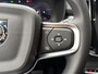 Volvo XC40 B4 Plus Black Edition 360 Camera| Panoramadak | 20" velgen | Extra getint glas | Harman Kardon Audio | Zwart dak | Elektrisch verstelbare stoelen | | Apple Carplay/Android Auto|telefoonintegratie premium | Cruise control adaptief met Stop&Go en stuurhulp | Dodehoekdetectie met correctie