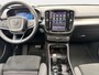 Volvo XC40 B4 Plus Black Edition 360 Camera| Panoramadak | 20" velgen | Extra getint glas | Harman Kardon Audio | Zwart dak | Elektrisch verstelbare stoelen | | Apple Carplay/Android Auto|telefoonintegratie premium | Cruise control adaptief met Stop&Go en stuurhulp | Dodehoekdetectie met correctie