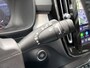 Volvo XC40 B4 Plus Black Edition 360 Camera| Panoramadak | 20" velgen | Extra getint glas | Harman Kardon Audio | Zwart dak | Elektrisch verstelbare stoelen | | Apple Carplay/Android Auto|telefoonintegratie premium | Cruise control adaptief met Stop&Go en stuurhulp | Dodehoekdetectie met correctie