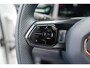 Lynk & Co 08 1.5 Core Business Edition | 200km Hybride | High Beam LED | Panoramadak | 360° Camera | 19 inch velgen | Stoelverwarming | Akoestisch glas | Bestuurdersstoel met geheugen | Sfeerverlichting | Apple Carplay | Dodehoekassistent | Adaptive Cruise Contol | Keyless Entry