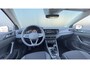 Volkswagen Polo Life Edition Inclusief €2000,- inruilvoordeel | 'App-Connect' smartphone integratie | Buitenspiegels elektrisch instel- verwarm- en inklapbaar | Parkeersensoren voor en achter (Park Distance Control)