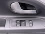 Volkswagen Up! 1.0 Camera - Cruise - Clima - App-Navi - Pdc