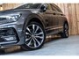 Volkswagen Tiguan 2.0 TSI 4Motion 3X R-Line 220Pk *Pano*Camera*Trekhaak*Keyless*