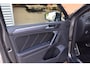 Volkswagen Tiguan 2.0 TSI 4Motion 3X R-Line 220Pk *Pano*Camera*Trekhaak*Keyless*