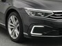 Volkswagen Passat Variant Highline 1.4 TSI PHEV GTE 218 PK | LED Matrix IQ | Trekhaak | Achteruitrijcamera | Dodehoek Assist | Navigatie | Elektrische achterklep |