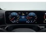 Mercedes-Benz A-klasse 180 Business Solution AMG-Line | Panoramadak | Stoelverwarming | Climate Control | Dealer Ond. | CarPlay |