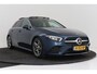 Mercedes-Benz A-klasse 180 Business Solution AMG-Line | Panoramadak | Stoelverwarming | Climate Control | Dealer Ond. | CarPlay |