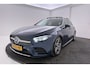 Mercedes-Benz A-klasse 180 Business Solution AMG-Line | Panoramadak | Stoelverwarming | Climate Control | Dealer Ond. | CarPlay |