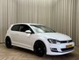 Volkswagen Golf 1.4 TSI ACT Highline R-Line / Org.NL! / Xenon / Adapt Cruise / Stoelmassage / 1/2 Leder / Stoelverwarming / Camera / 19'' LMV