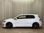 Volkswagen Golf 1.4 TSI ACT Highline R-Line / Org.NL! / Xenon / Adapt Cruise / Stoelmassage / 1/2 Leder / Stoelverwarming / Camera / 19'' LMV