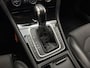 Volkswagen Golf 1.4 TSI ACT Highline R-Line / Org.NL! / Xenon / Adapt Cruise / Stoelmassage / 1/2 Leder / Stoelverwarming / Camera / 19'' LMV