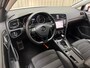 Volkswagen Golf 1.4 TSI ACT Highline R-Line / Org.NL! / Xenon / Adapt Cruise / Stoelmassage / 1/2 Leder / Stoelverwarming / Camera / 19'' LMV