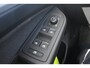 Volkswagen Golf Life Edition eHybrid | 'App-Connect' draadloze smartphone integratie | Achterbank in ongelijke delen neerklapbaar incl. middenarmsteun en doorlaadmogelijkheid | Achterlichten LED