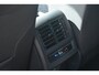 Volkswagen Golf Life Edition eHybrid | 'App-Connect' draadloze smartphone integratie | Achterbank in ongelijke delen neerklapbaar incl. middenarmsteun en doorlaadmogelijkheid | Achterlichten LED