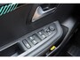 Peugeot e-208 EV Allure 50 kWh | Stoelverwarming | SOH 90.5%| Apple Carplay / Android auto