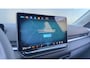 Volkswagen T-Roc Life First Edition Inclusief €2000,- inruilvoordeel | 'App-Connect' draadloze smartphone integratie | Automatische afstandsregeling (Adaptive Cruise Control) | Buitenspiegels elektrisch instel-, verwarm- en inklapbaar