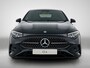 Mercedes-Benz CLA 180 Business Solution AMG | Premium pakket | Nightpakket | Trekhaak | Smartphone integratie | URBAN GUARD | Vast panoramadak | Memorypakket | Sfeerverlichting | Adaptieve cruisecontrol |
